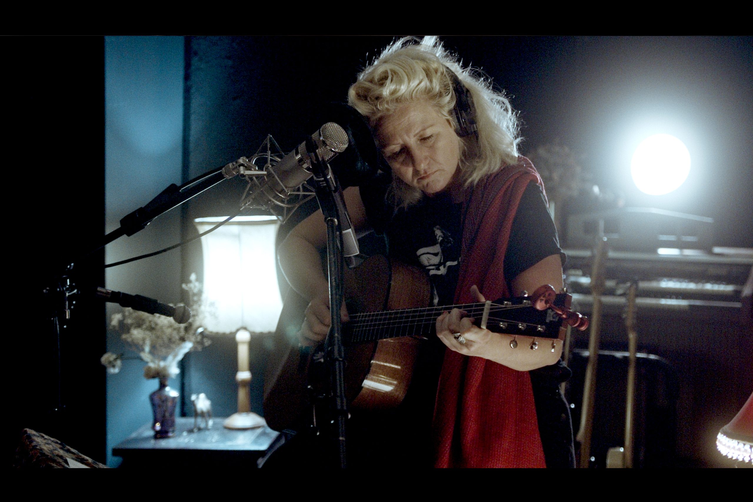 06_Three Chords_3000x2000